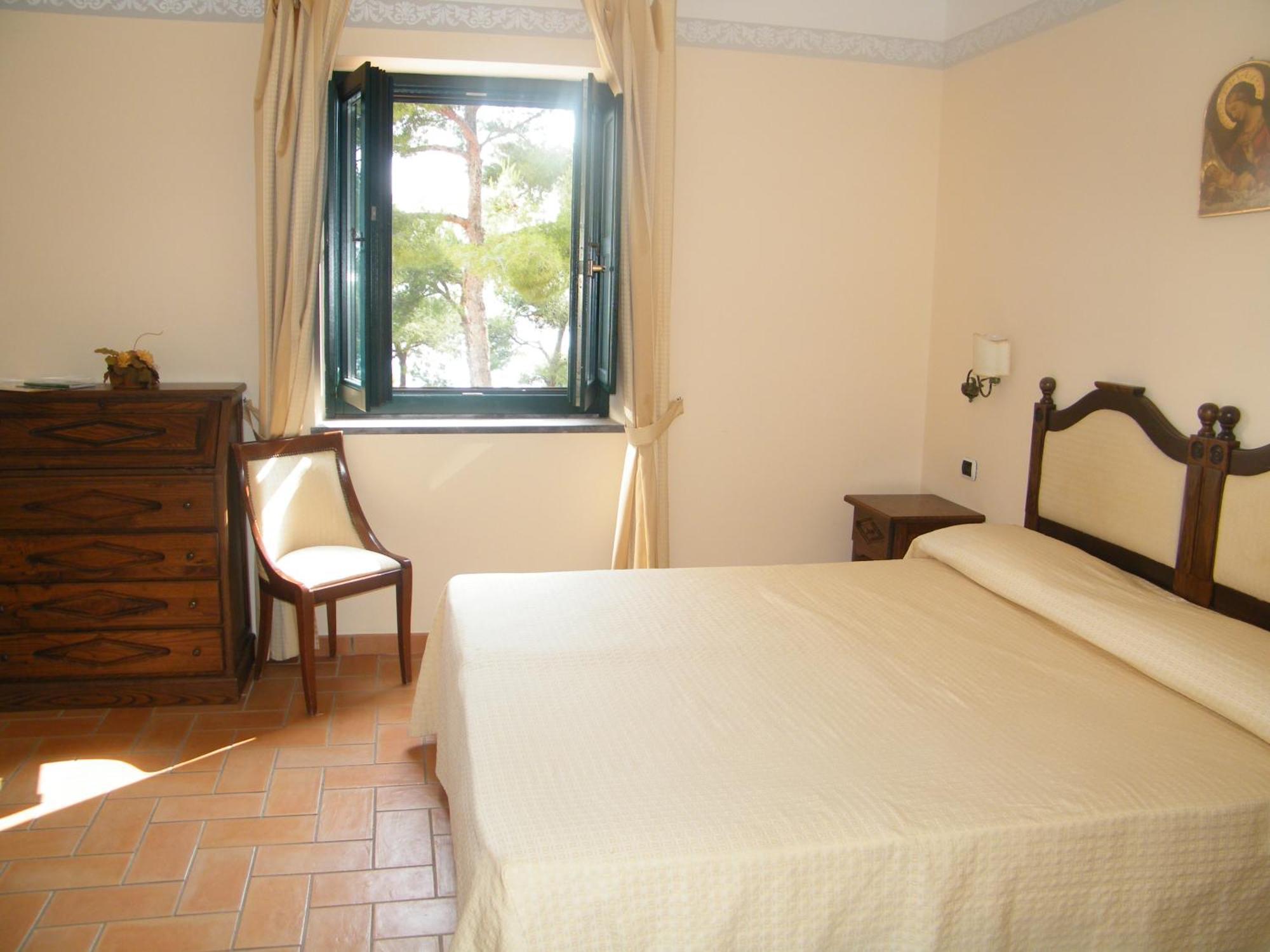 Hotel Villa Delle Meraviglie Maratea Habitación foto